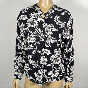 Geist Women’s Size 4 100% Rayon Floral Print Button Down Front Shirt